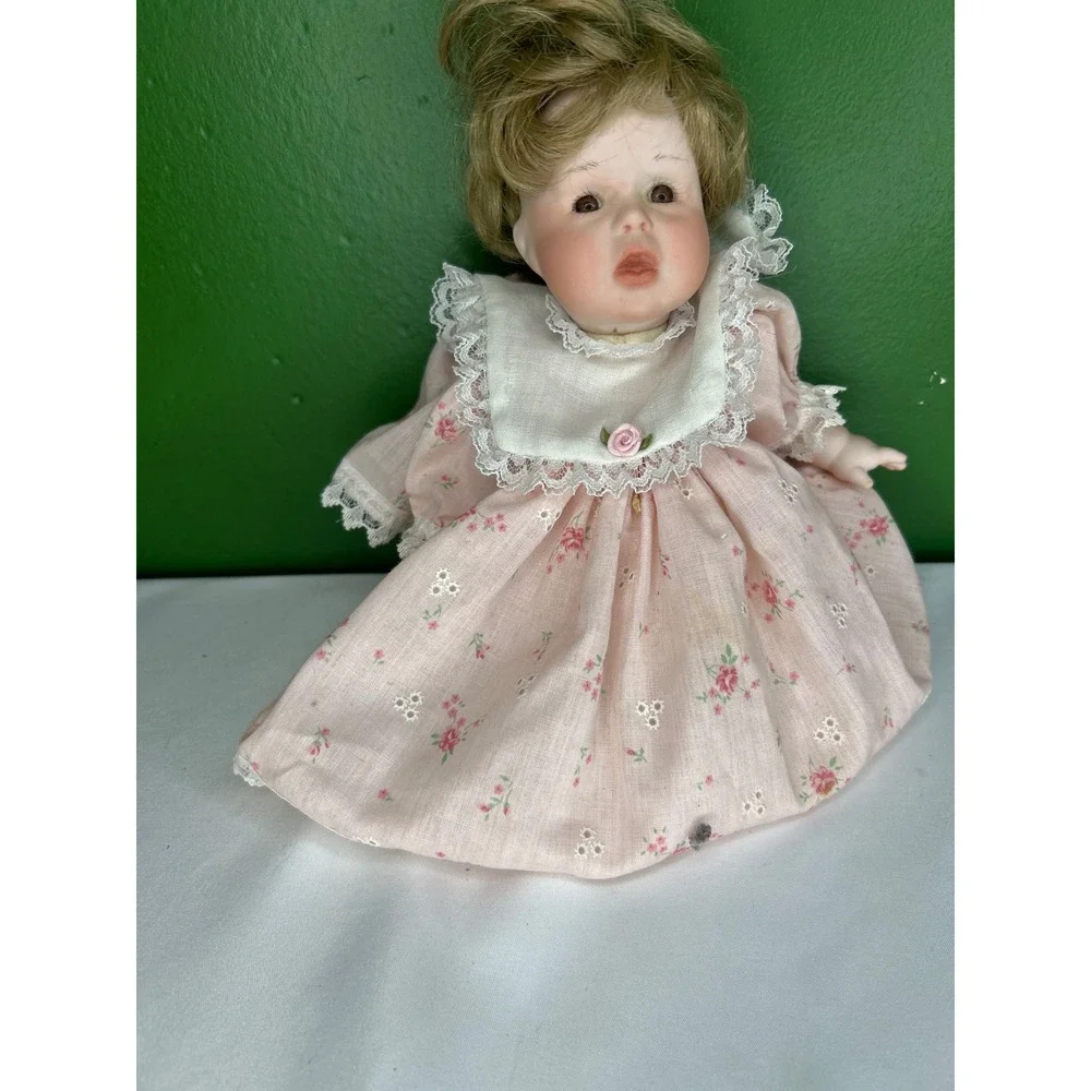 Vintage Porcelain Baby Doll Pink Floral Eyelet Lace Dress Blonde Hair Brown Eyes